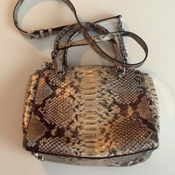 Michael Kors Metallic Gold & Black Python Embossed Leather purse - Picture 5 of 8
